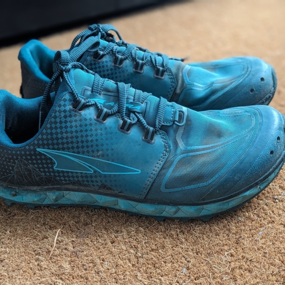 Altra Superior 5 Trail Running Shoes